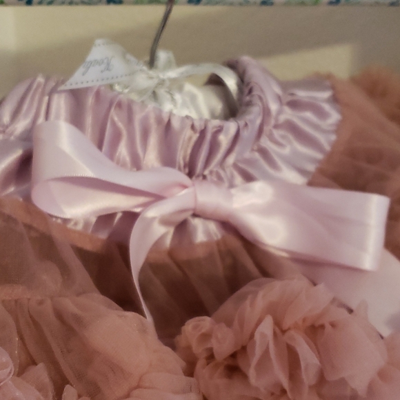 🧡🥳HP🥳 Ruffled Tutu - Picture 2 of 5